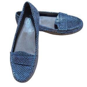 Vionic | Slip-On Loafers | Blue | 5